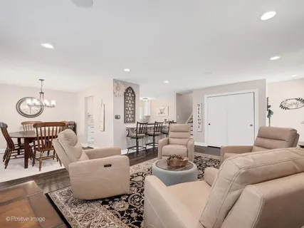 $699,000 | 4721 Main Street, Downers Grove, IL 60515