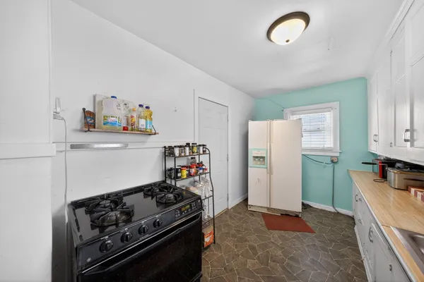 $325,000 | 807 2nd Street Northwest, Rochester, MN 55901