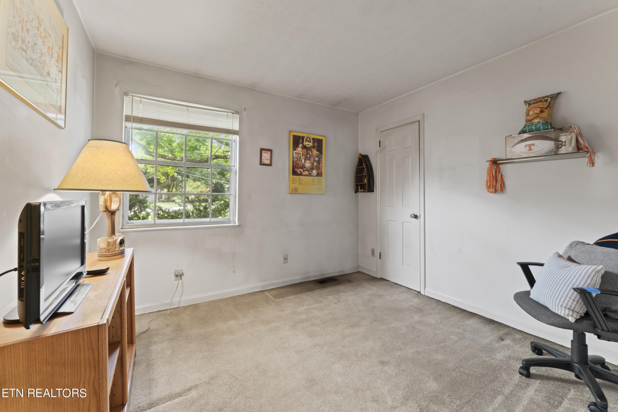 1736 Colonade Road Knoxville, TN 37922 - Photo 14 of 29 Gallery Image 14