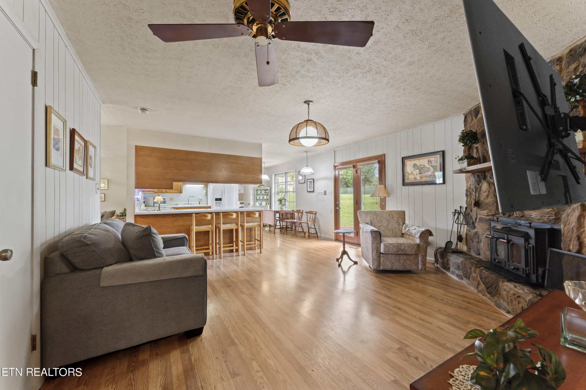 1736 Colonade Road Knoxville, TN 37922 - Photo 8 of 29 Gallery Image 8