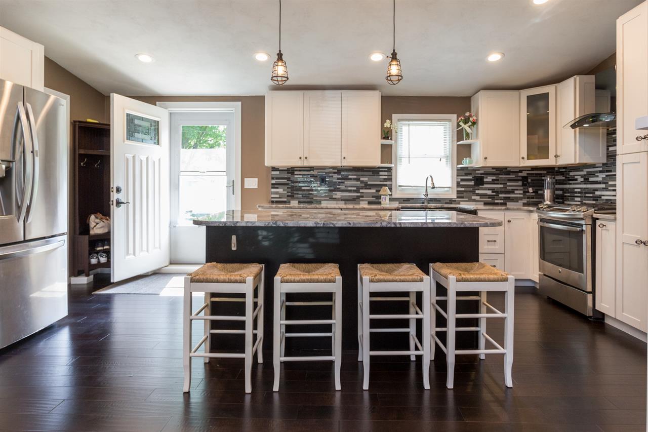 12 Trafford Road Hampton, NH 03842 - Photo 3 of 32