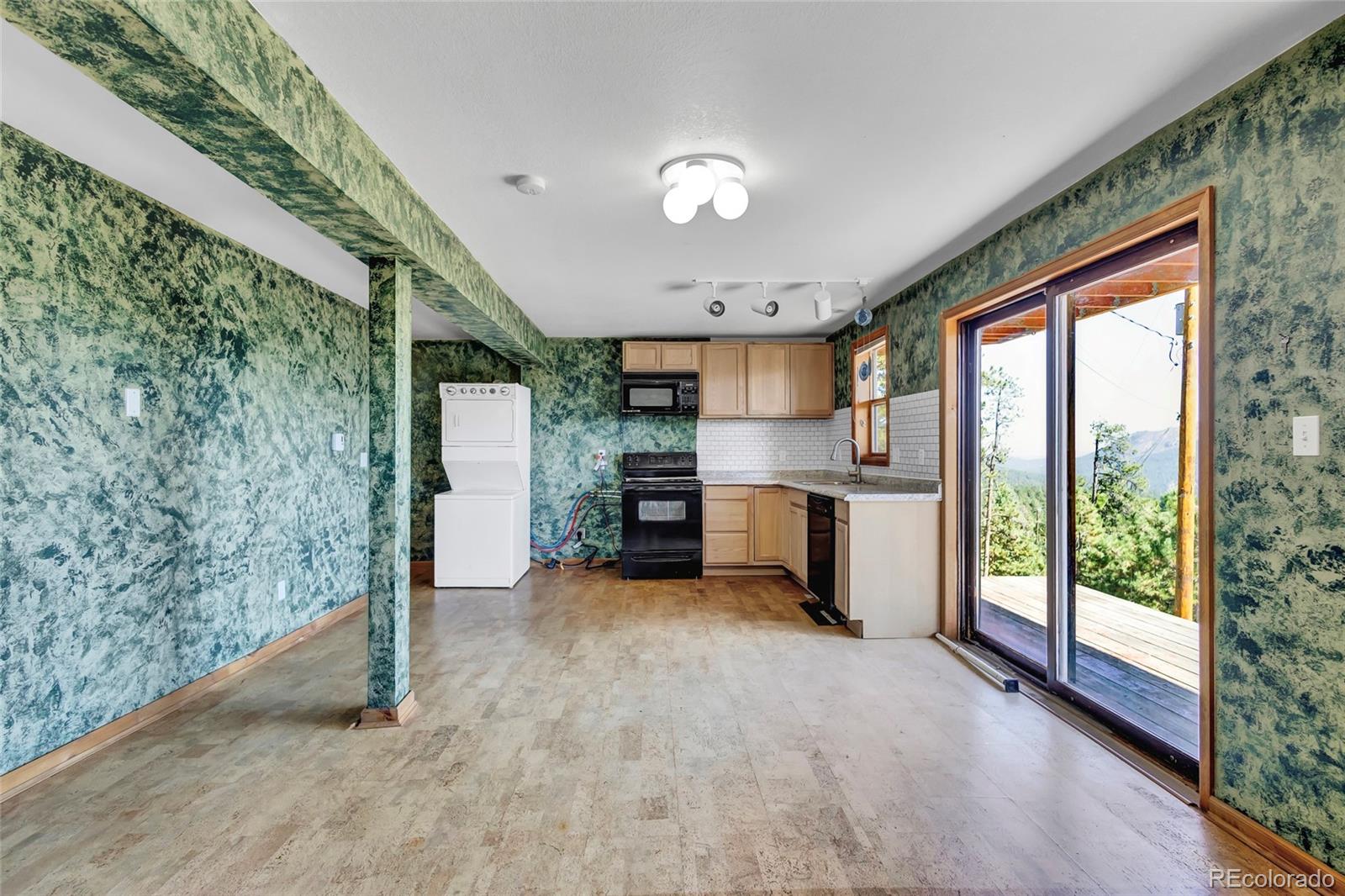 277 Mary Beth Road Evergreen, CO 80439 - Photo 12 of 38 Gallery Image 12