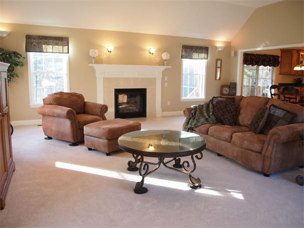 18 Surrey Road Littleton, MA 01460 - Photo 8 of 23 Gallery Image 8