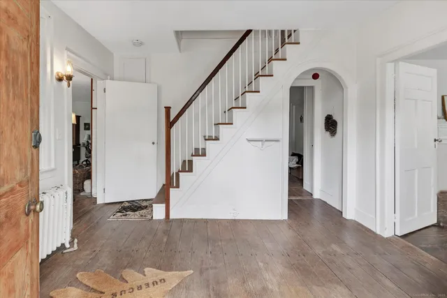 a view of a bathroom with utility room