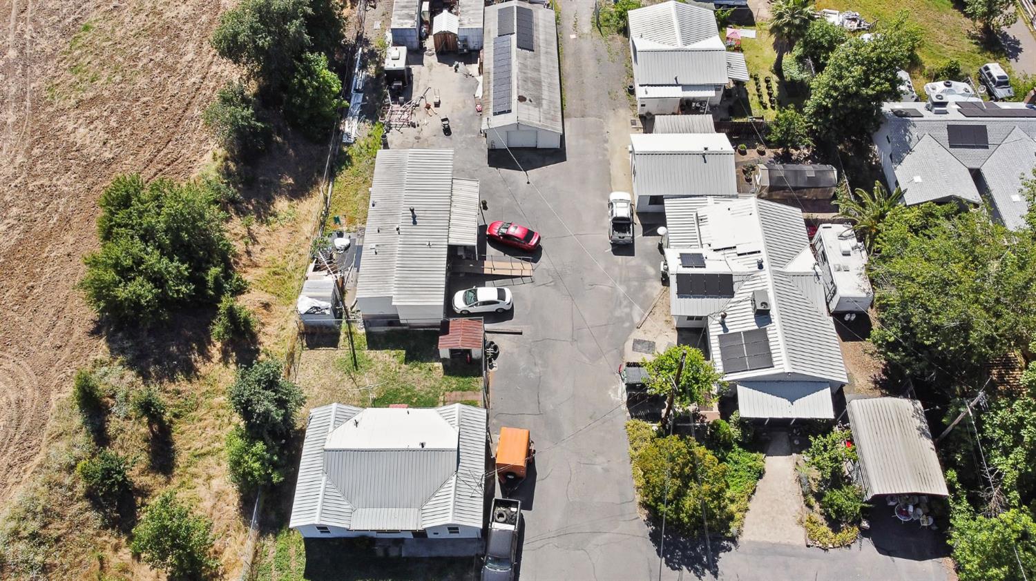 6837 Rio Linda Boulevard Rio Linda, CA 95673 - Photo 24 of 51 an aerial view of multiple houses with yard