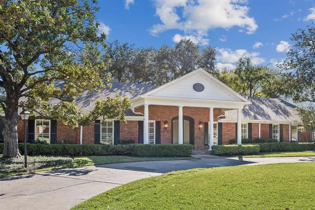 $1,800,000 | 6848 Midcrest Drive, Dallas, TX 75254