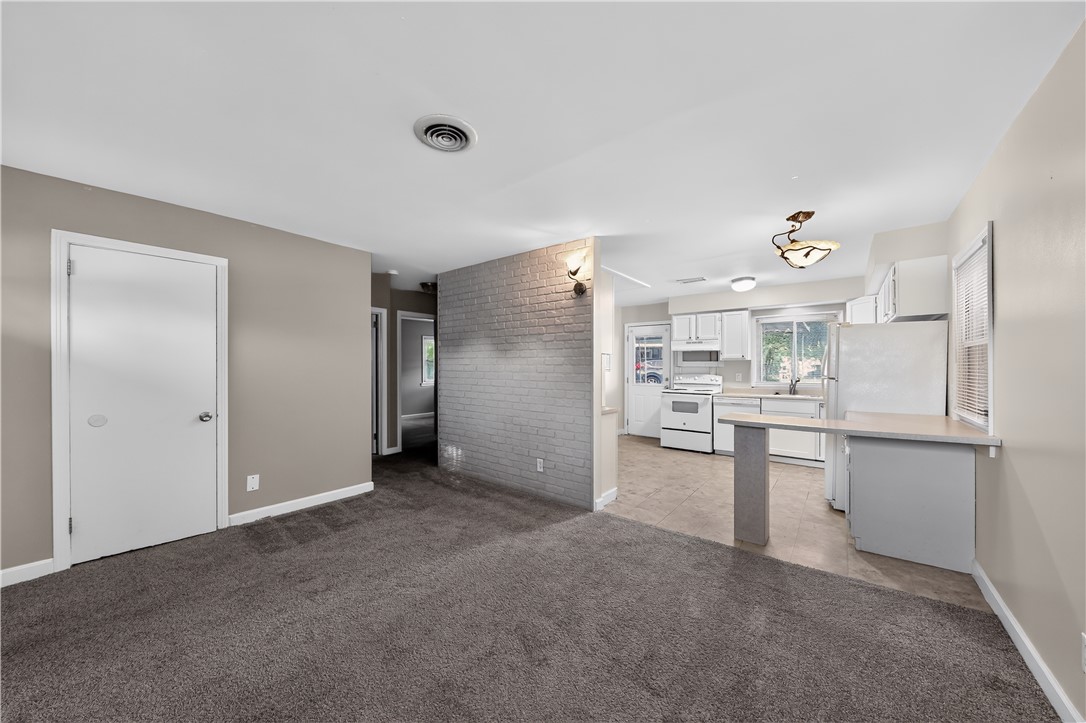 2206 Hazelton Avenue Riverside, OH 45431 - Photo 6 of 32 Gallery Image 6