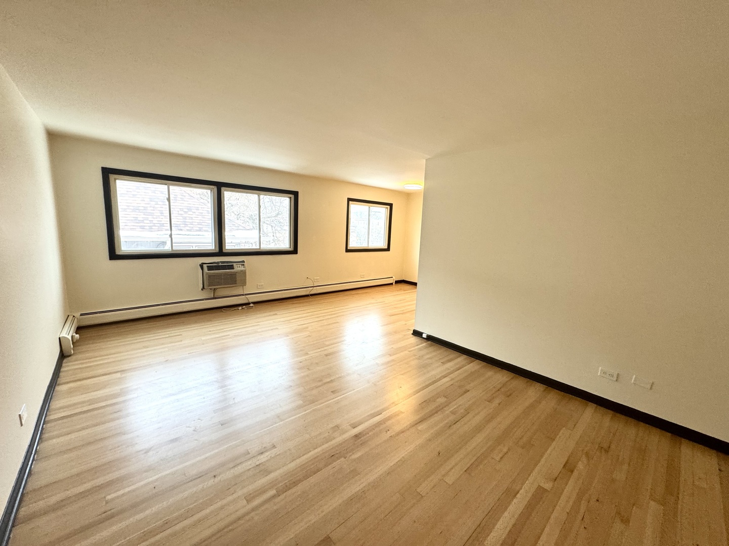 424 Elgin Avenue, Unit 8 Forest Park, IL 60130 - Photo 6 of 21