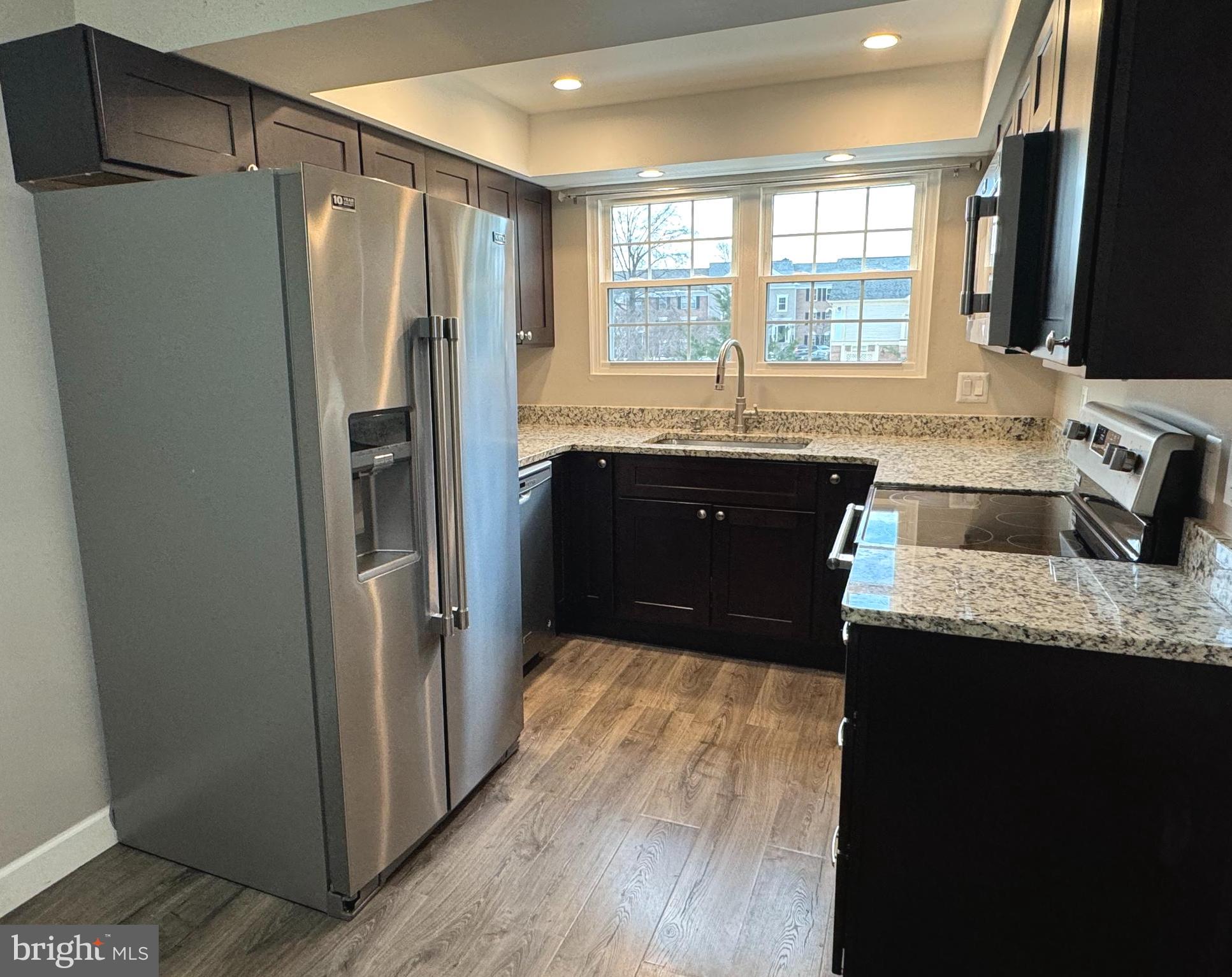 106 Fort Evans Road Southeast, Unit C Leesburg, VA 20175 - Photo 2 of 14 Kitchen