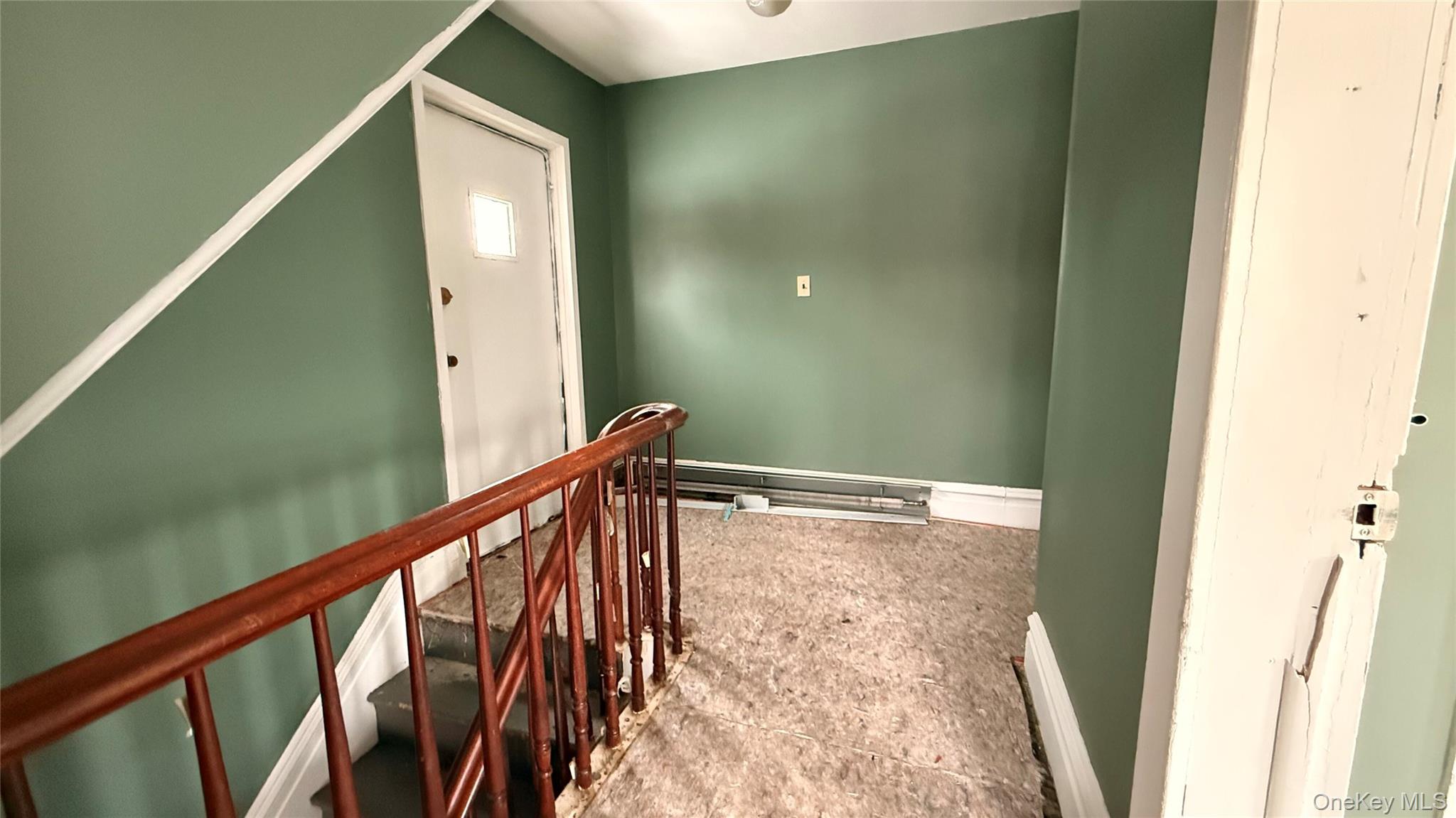 19 Bloomingburg Road Middletown, NY 10940 - Photo 8 of 20 a view of an entryway