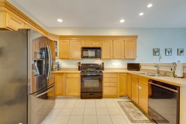 $450,000 | 404 Fernwood Lane, Unit 404, Clinton, MA 01510