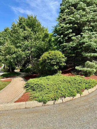 $450,000 | 404 Fernwood Lane, Unit 404, Clinton, MA 01510