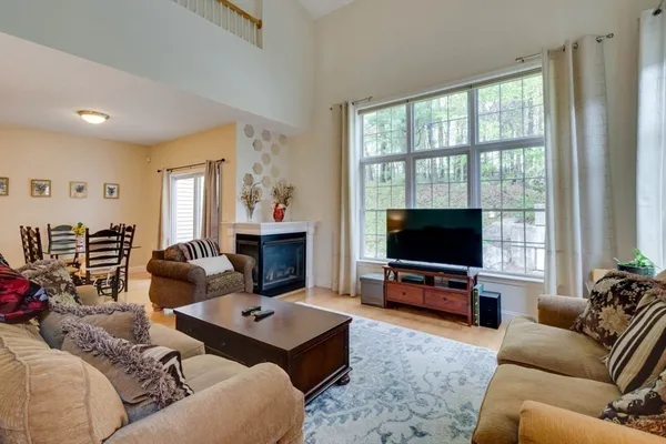 $450,000 | 404 Fernwood Lane, Unit 404, Clinton, MA 01510