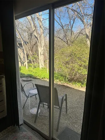 $2,500 | 1133 South Leggett Drive, Unit B, Abilene, TX 79605