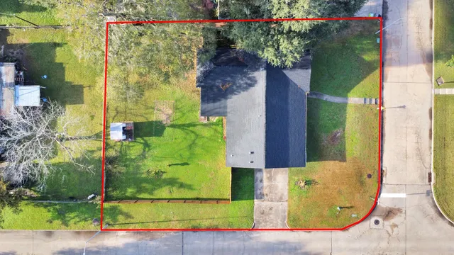 $2,300 | 13103 Suzanne Street, Stafford, TX 77477