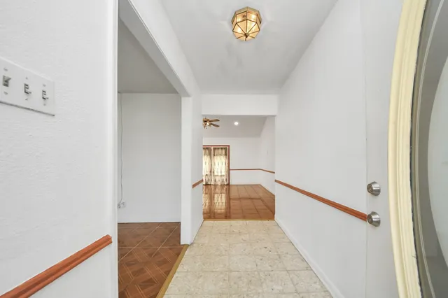 $2,300 | 13103 Suzanne Street, Stafford, TX 77477