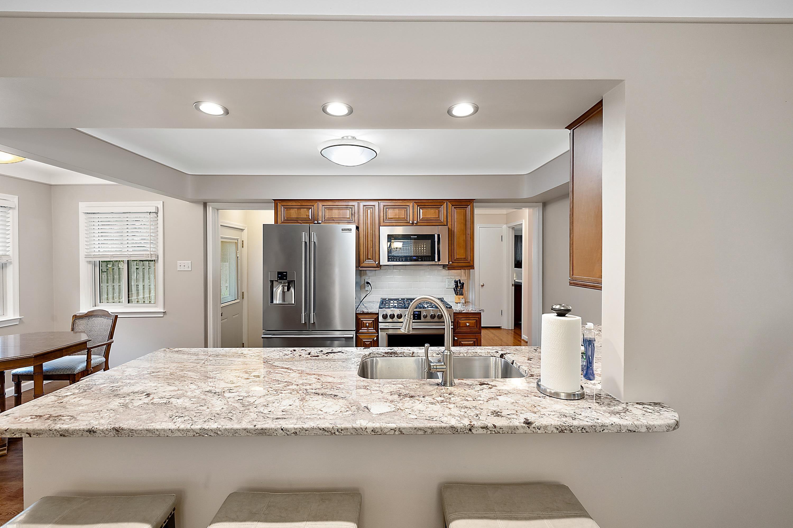 1437 Torrey Road Grosse Pointe Woods, MI 48236 - Photo 16 of 60