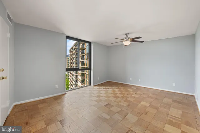 $475,000 | 4620 North Park Avenue, Unit 1206E, Chevy Chase, MD 20815