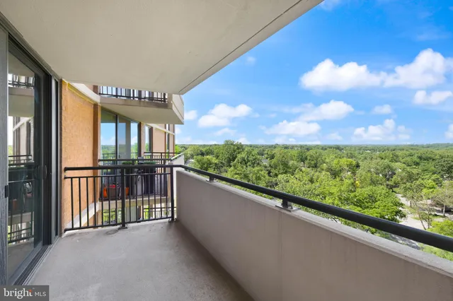 $475,000 | 4620 North Park Avenue, Unit 1206E, Chevy Chase, MD 20815