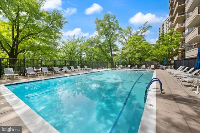 $475,000 | 4620 North Park Avenue, Unit 1206E, Chevy Chase, MD 20815