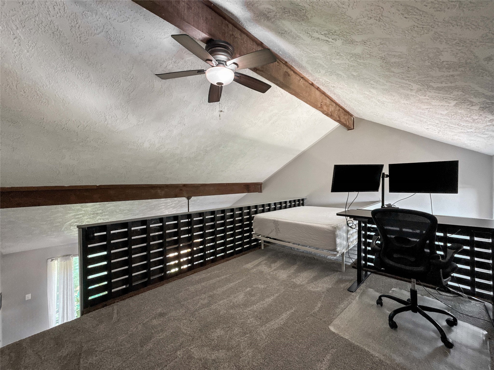 727 Davis Road League City, TX 77573 - Photo 7 of 28 a view of entryway