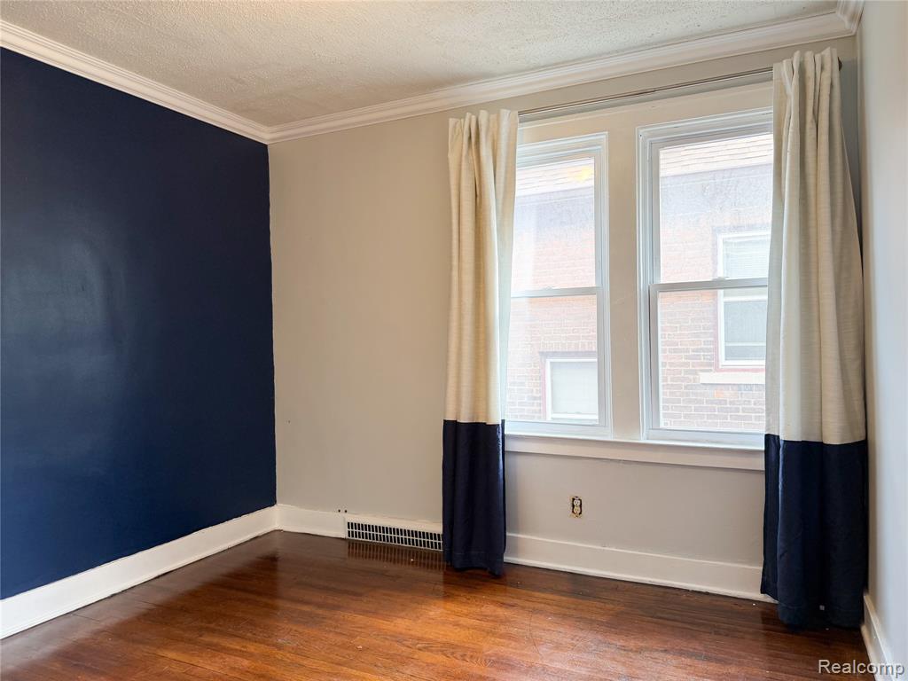 2710 Clements Street Detroit, MI 48238 - Photo 9 of 14