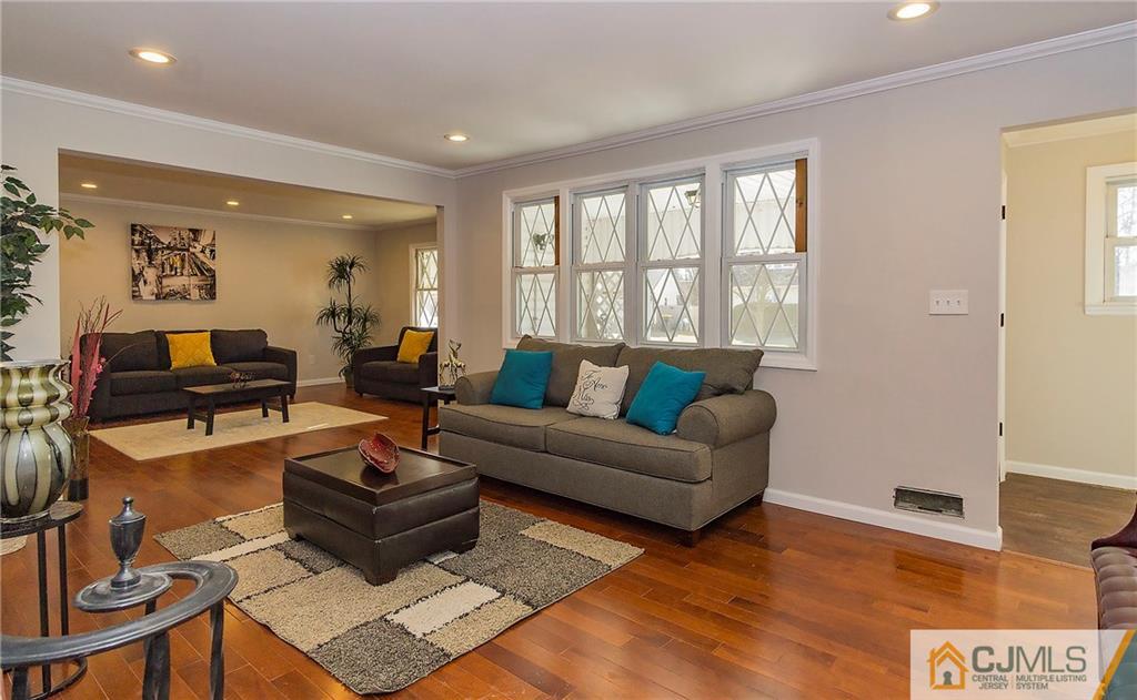 10 Piersoll Road Old Bridge, NJ 08857 - Photo 3 of 22 Gallery Image 3