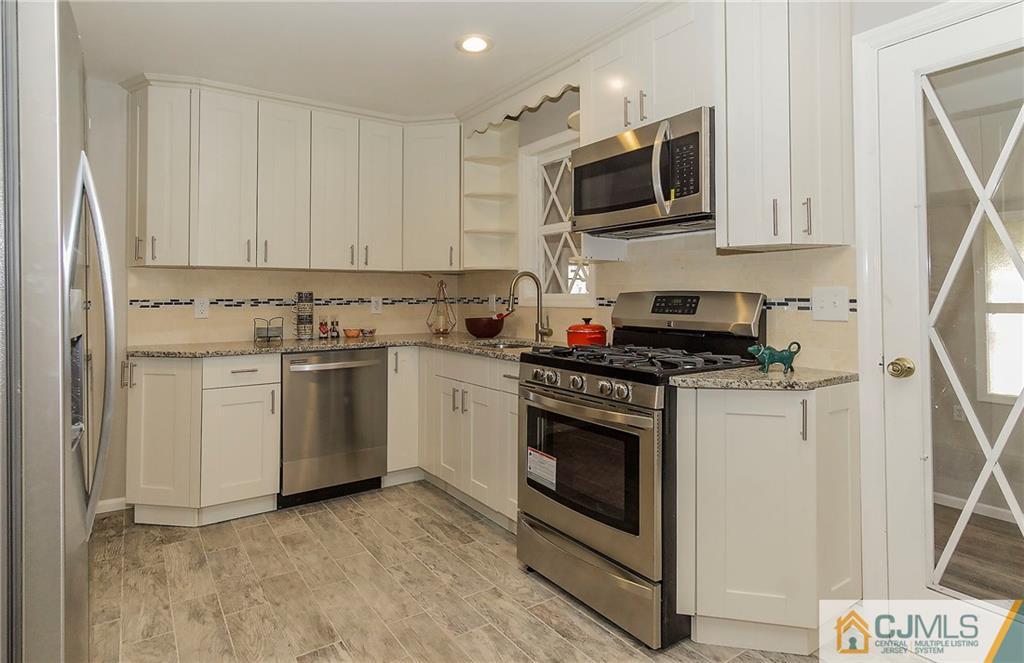 10 Piersoll Road Old Bridge, NJ 08857 - Photo 8 of 22 Gallery Image 8