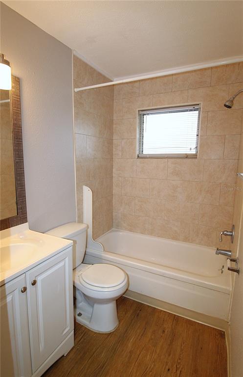 3001 Bee Ridge Road, Unit 117 Sarasota, FL 34239 - Photo 5 of 16