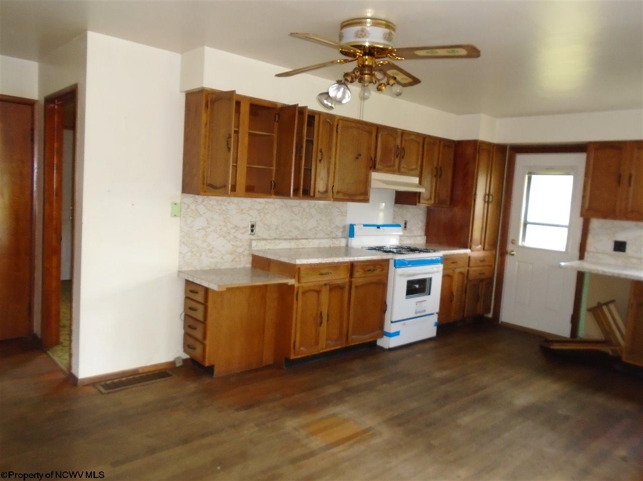 3752 Grafton Road Morgantown, WV 26508 - Photo 5 of 5 Gallery Image 5