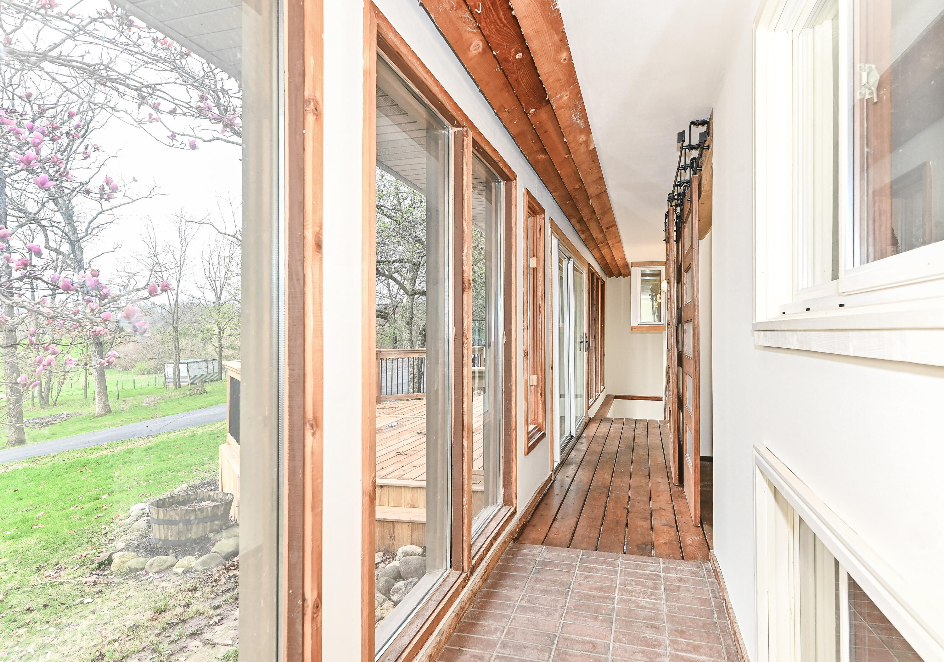 W3730 Scotch Bush Road Lafayette, WI 53121 - Photo 25 of 39 Solarium