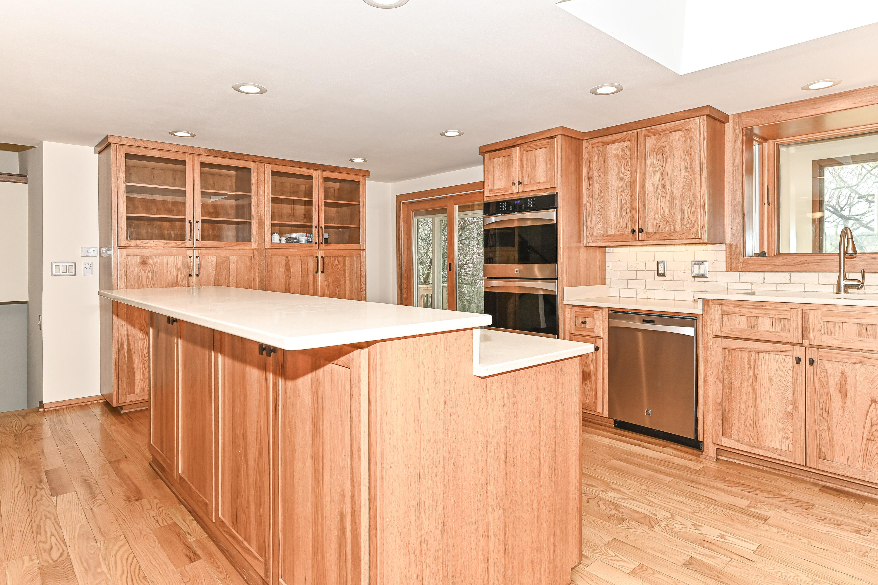 W3730 Scotch Bush Road Lafayette, WI 53121 - Photo 5 of 39 Kitchen