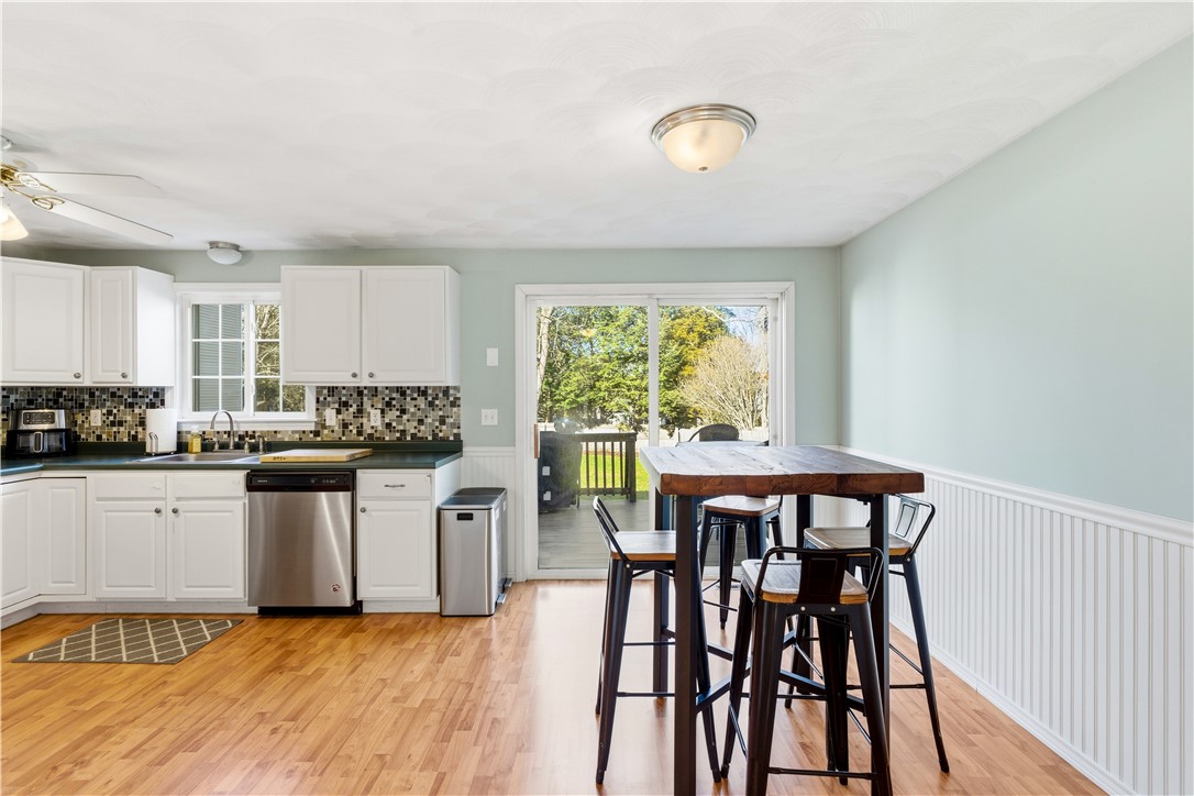 106 Canning Street Cumberland, RI 02864 - Photo 11 of 47