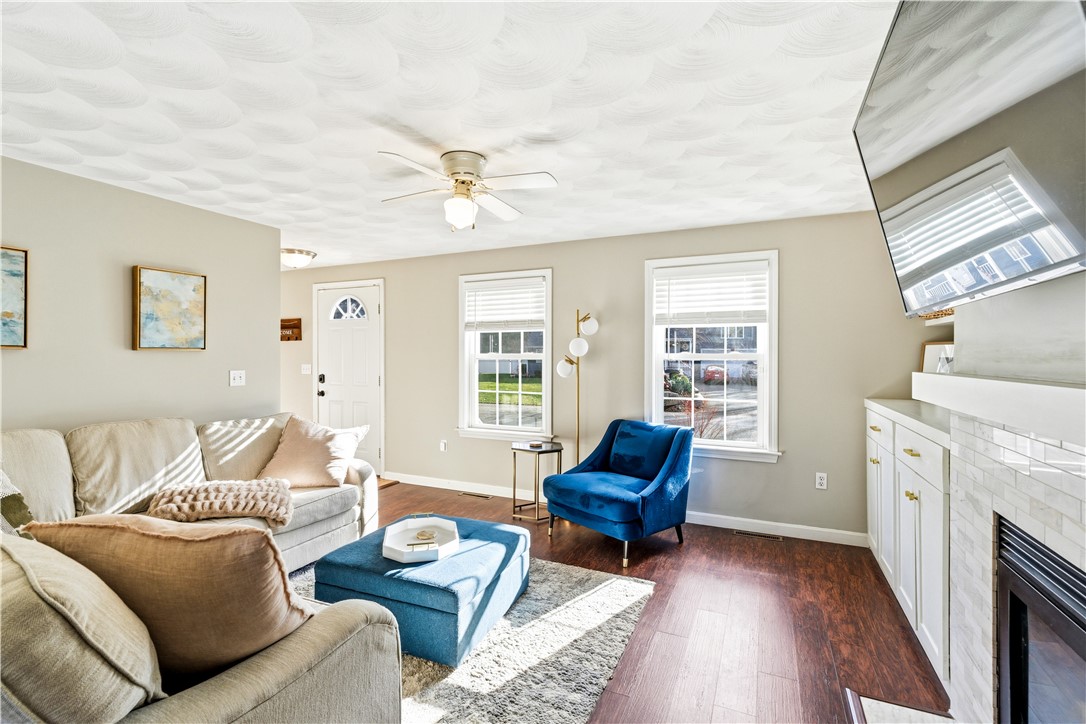 106 Canning Street Cumberland, RI 02864 - Photo 4 of 47