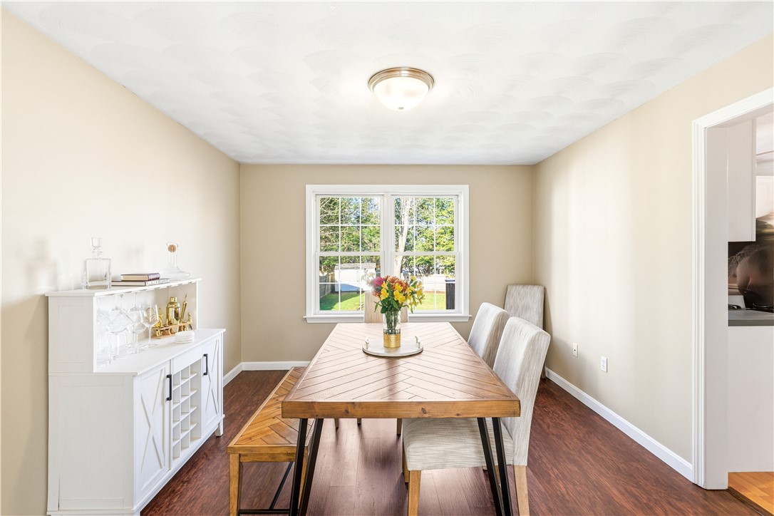 106 Canning Street Cumberland, RI 02864 - Photo 6 of 47