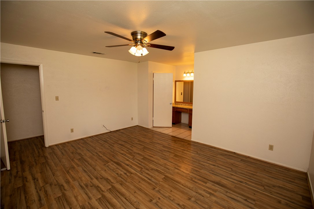 4913 Wing Road Austin, TX 78749 - Photo 10 of 26