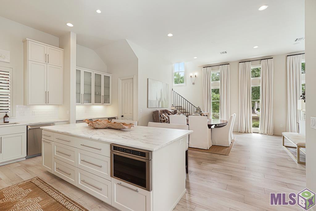 11437 Center Ct Boulevard Baton Rouge, LA 70810 - Photo 7 of 49