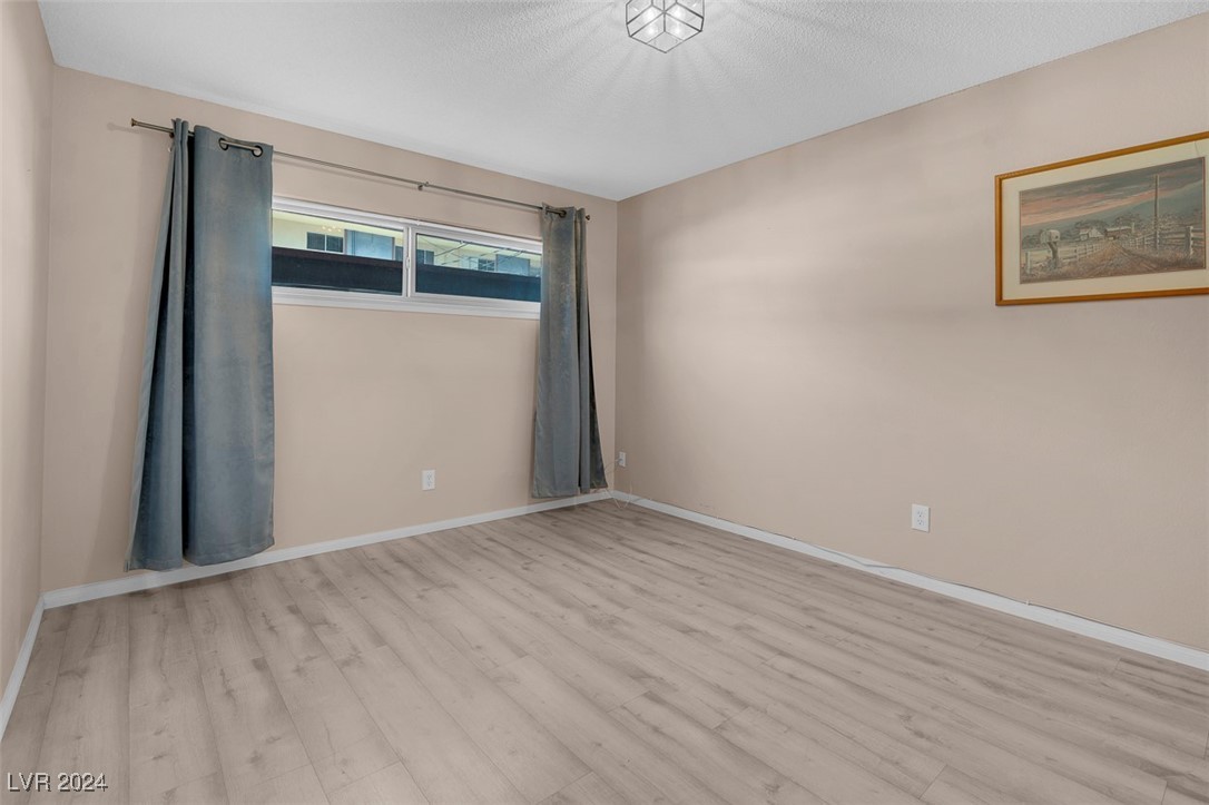 350 East Desert Inn Road, Unit D108 Las Vegas, NV 89109 - Photo 15 of 28 Gallery Image 15