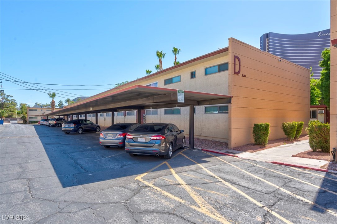 350 East Desert Inn Road, Unit D108 Las Vegas, NV 89109 - Photo 27 of 28 Gallery Image 27