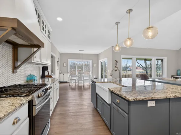 $719,900 | 930 Cascata Trail, Huntertown, IN 46748