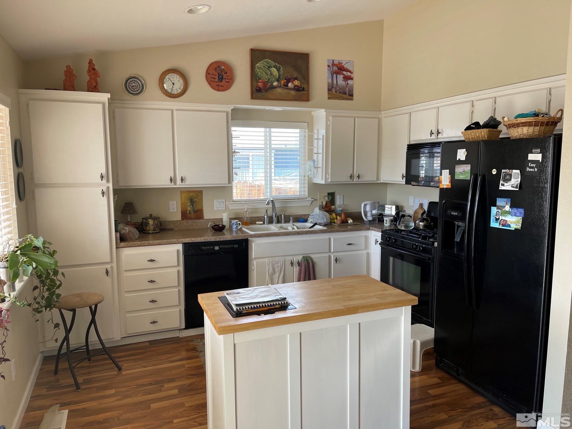 1319 Leonard Road Gardnerville, NV 89460 - Photo 4 of 7 Photo 4