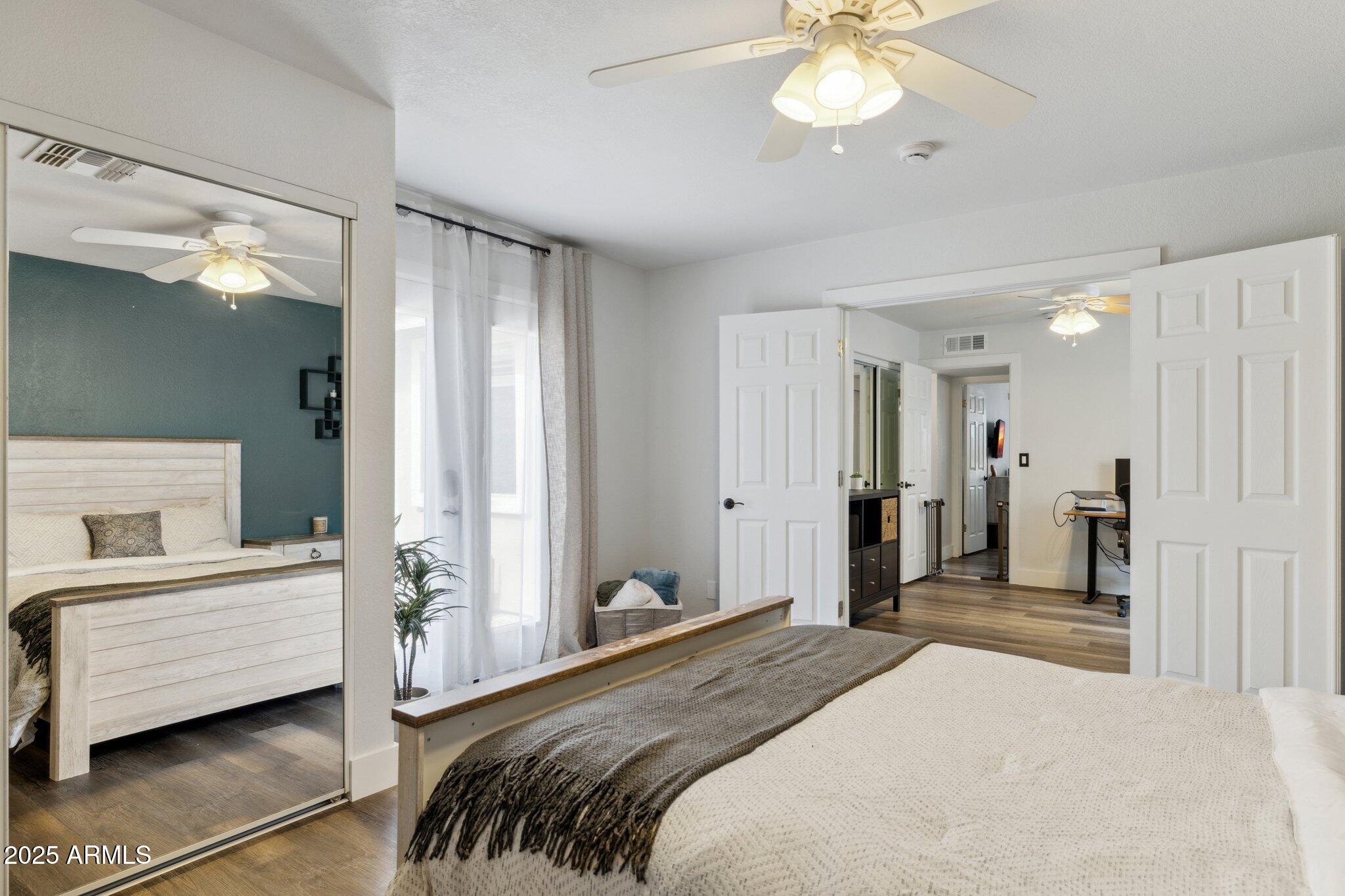 3023 East John Cabot Road Phoenix, AZ 85032 - Photo 16 of 22 24-web-or-mls-3023-e-john-cabot-dr