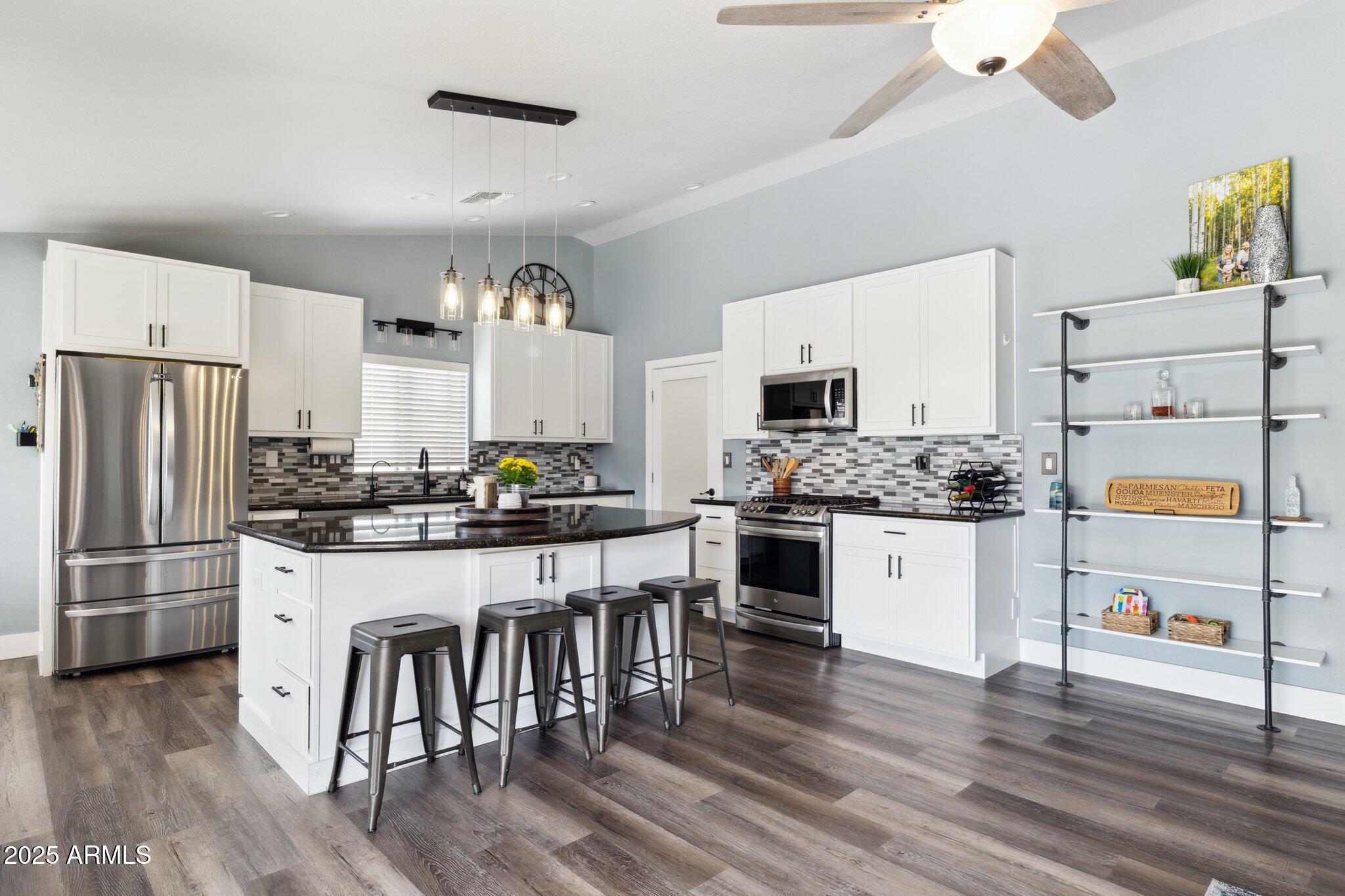 3023 East John Cabot Road Phoenix, AZ 85032 - Photo 8 of 22 10-web-or-mls-3023-e-john-cabot-dr