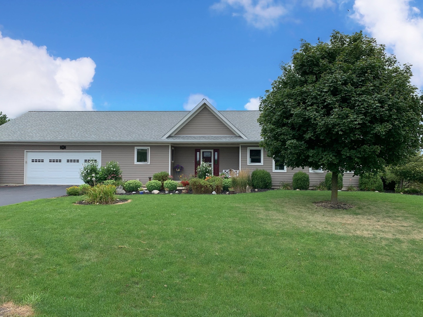 10265 Perry Road DeKalb, IL 60115 - Photo 1 of 31