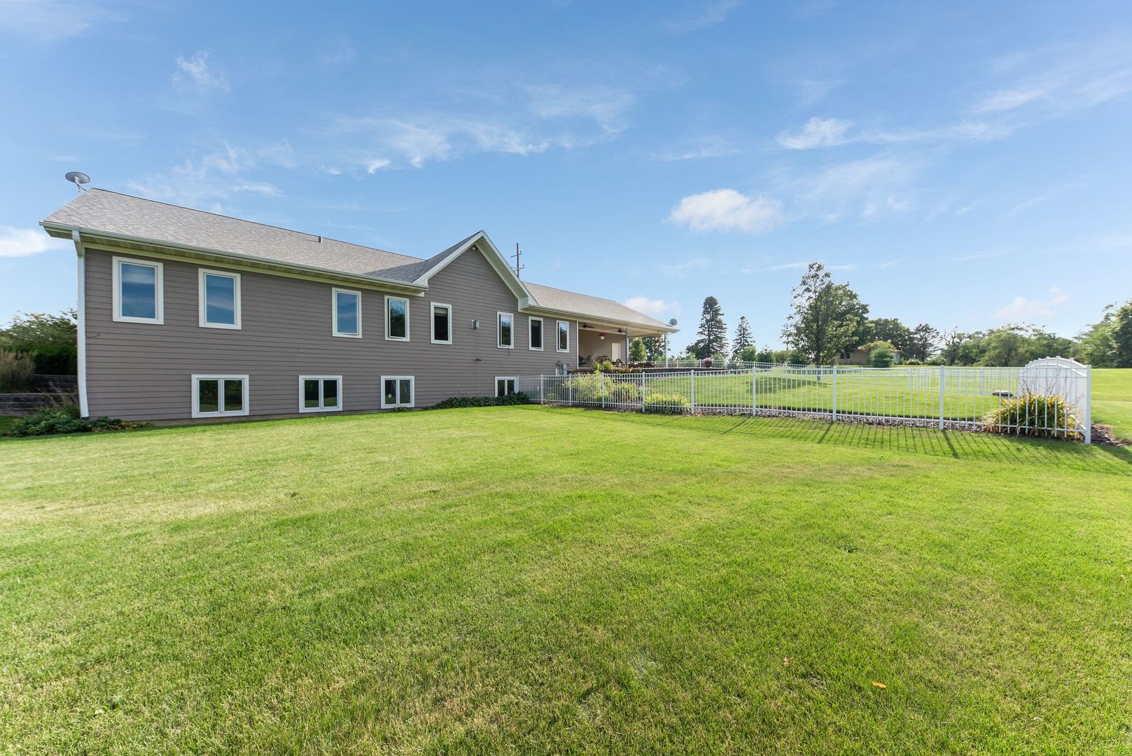 10265 Perry Road DeKalb, IL 60115 - Photo 27 of 31