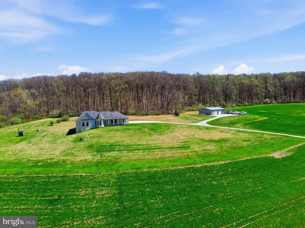 $1,000,000 | 5303 Stambaugh Road, Spring Grove, PA 17362