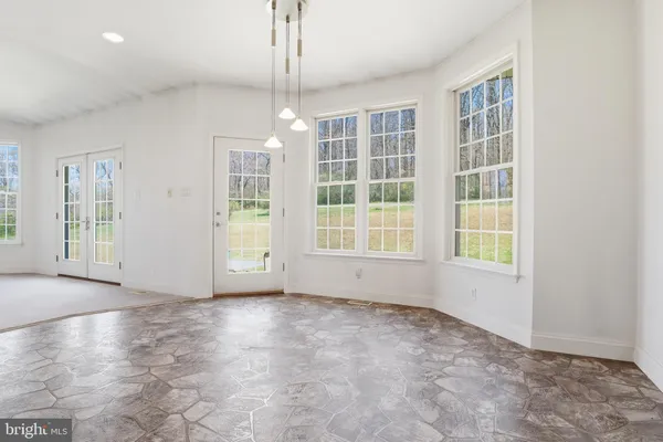 $1,000,000 | 5303 Stambaugh Road, Spring Grove, PA 17362