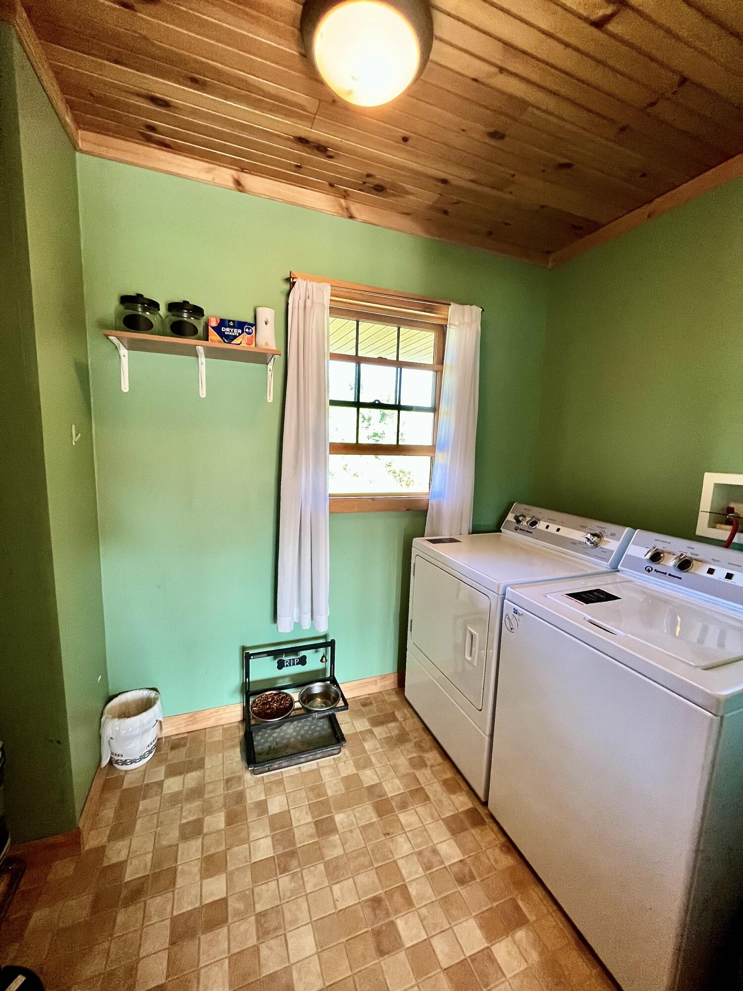 151 Castine Road Champlain, NY 12919 - Photo 8 of 22 Gallery Image 8
