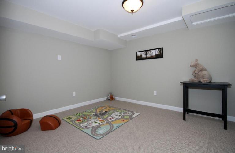 10191 Marshall Pond Road Burke, VA 22015 - Photo 18 of 27 Den