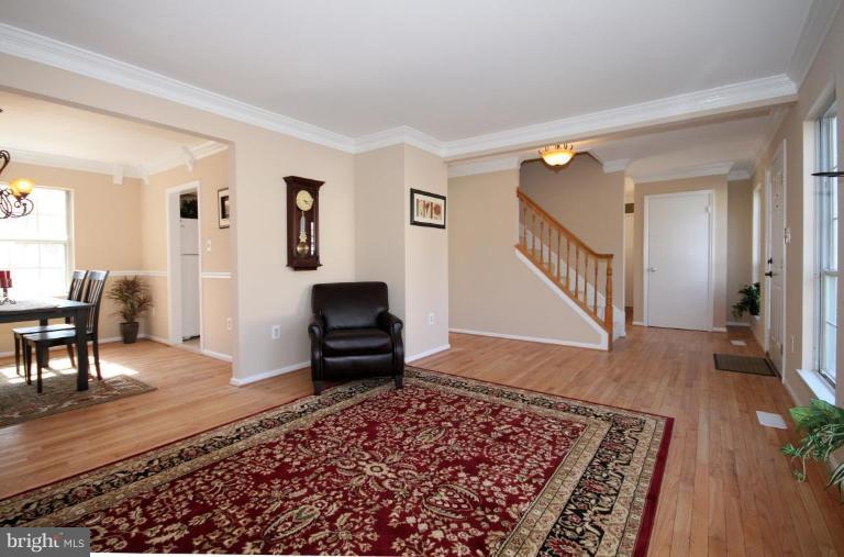 10191 Marshall Pond Road Burke, VA 22015 - Photo 4 of 27 Living Room/Dining Room